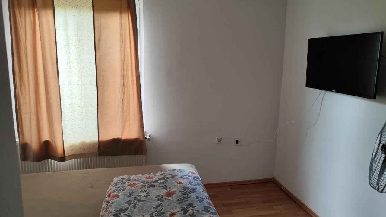 Saray Downtown Apartment Private Parking Free Wifi Saraybosna Dış mekan fotoğraf